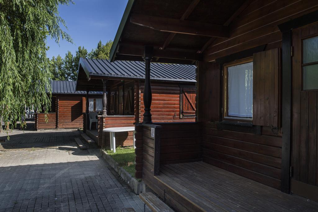 Camping & Bungalows Ligueerre De Cinca エクステリア 写真