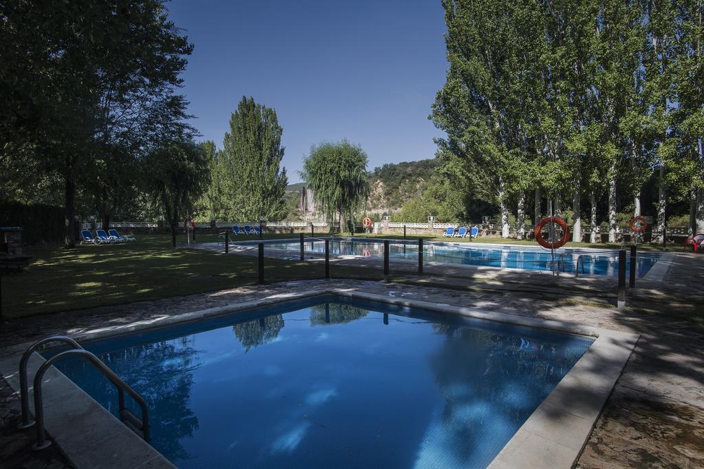 Camping & Bungalows Ligueerre De Cinca エクステリア 写真