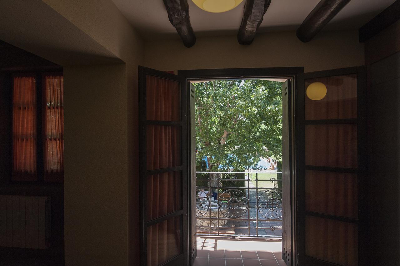 Camping & Bungalows Ligueerre De Cinca エクステリア 写真