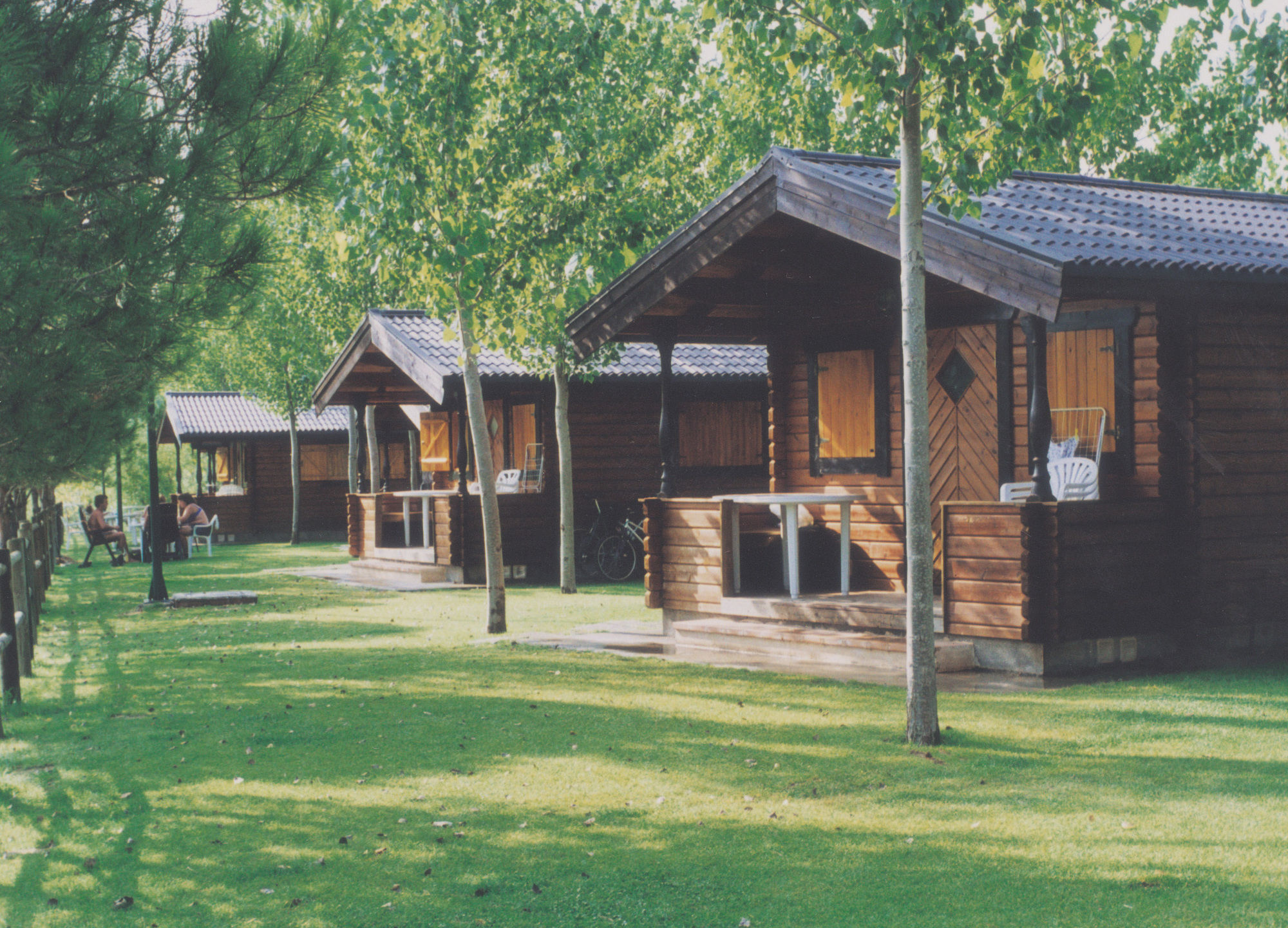 Camping & Bungalows Ligueerre De Cinca エクステリア 写真